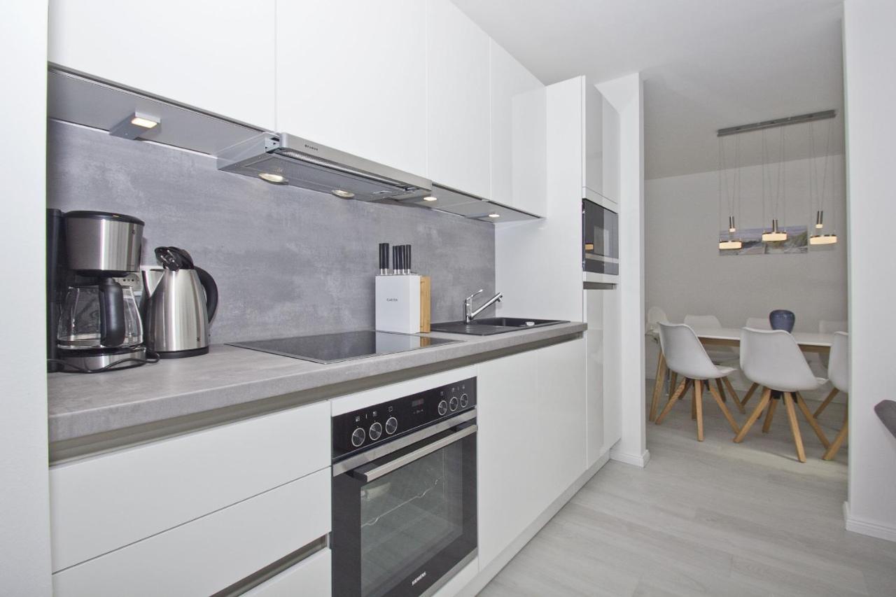 Gratis Nutzung Vom Ahoi Erlebnisbad Und Sauna In Sellin - Haus Inselwind Fewo Meerwellen Groß Zicker Bagian luar foto