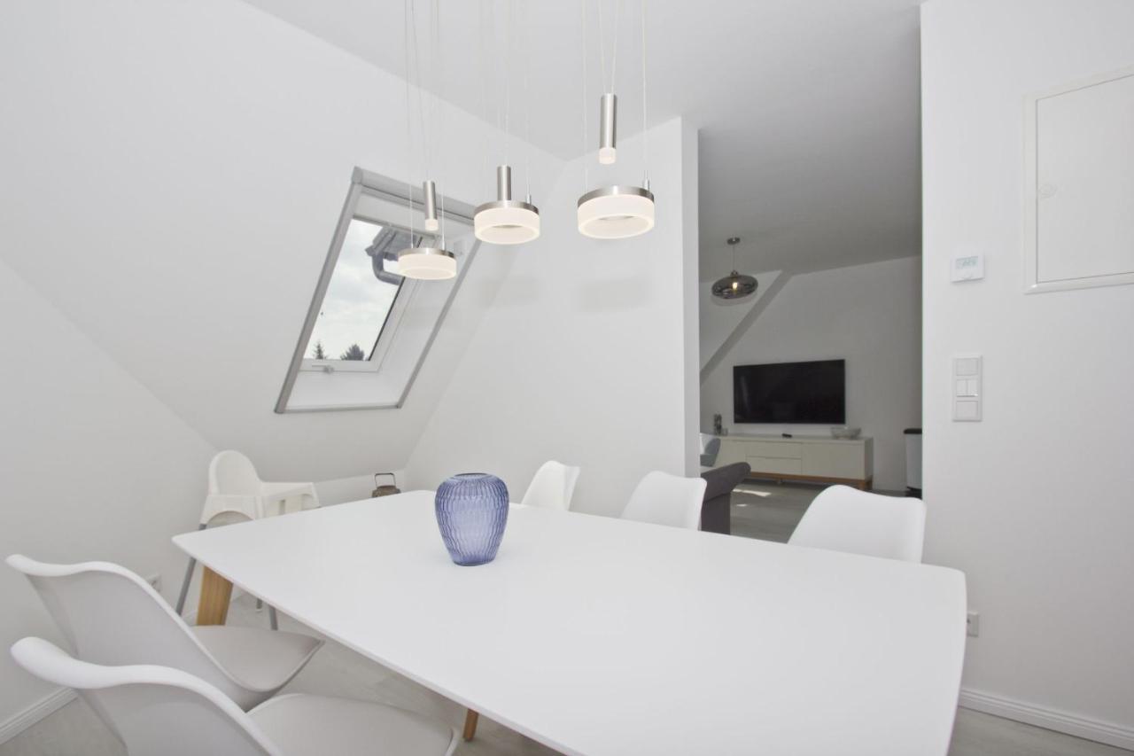 Gratis Nutzung Vom Ahoi Erlebnisbad Und Sauna In Sellin - Haus Inselwind Fewo Meerwellen Groß Zicker Bagian luar foto